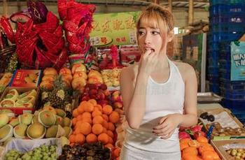 AISS爱丝(黄金版) – 等不及了！若兮的最新旅行日记原图，每一幕都像是电影里的荒谬！