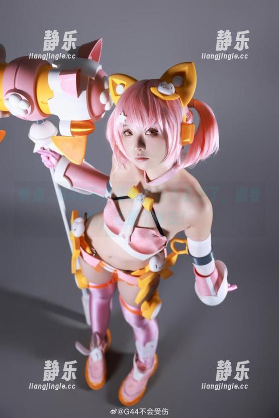G44不会受伤 快点,G44不会受伤的新作品来了,别看腿,看那个神态!