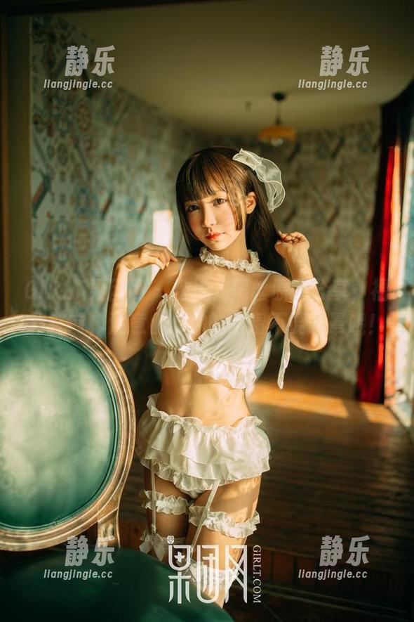 GIRLT果团网-松果儿 GIRLT果团网 - 松果儿黑丝原图分享,福利在前,注意小心你的眼睛不要眩晕哦!