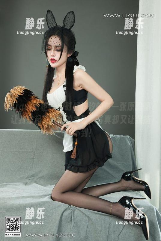 Ligui丽柜-汐汐 Ligui丽柜 - 有时候汐汐的每一张原图都让我想起了丝滑的香氛,写真却又让我捕捉不到!