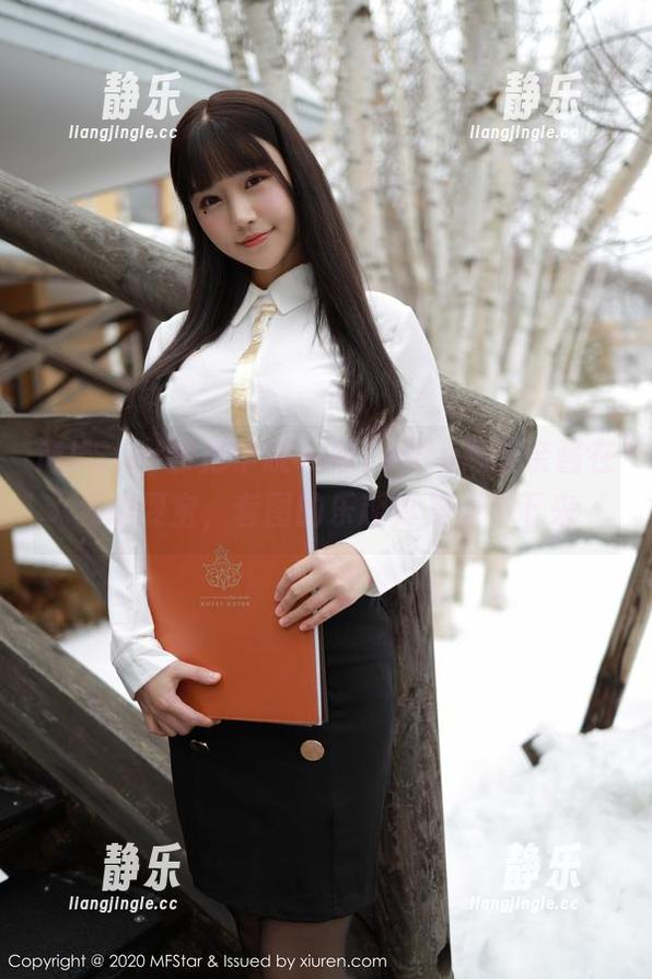 MFStar模范学院-Emily顾奈奈酱 MFStar模范学院 - 看Emily顾奈奈酱在海边耍宝,套图的乐趣真是停不下来