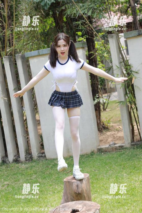 MFStar模范学院 - 就这么简单的浴缸，唐琪儿il依然能拍成好看的美图，不得不说功力不浅。