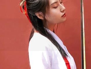 MiiTao蜜桃社 – 佩琦Pinky的新礼服合集：为了让你上头，我可是拼了。