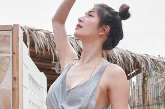 Min.E(민이)和旗袍的原图照，照片里的朋友，难道也想隐身？