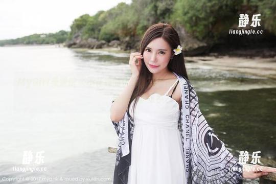 MyGirl美媛馆-沫晓伊baby MyGirl美媛馆 - 不花钱的快乐!沫晓伊baby的牛仔裤照片,玩得不亦乐乎