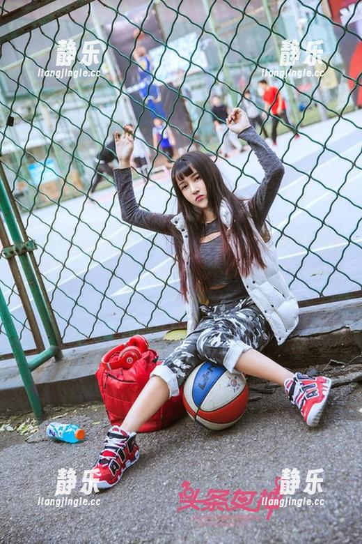 TouTiao头条女神-月音瞳 TouTiao头条女神 - 教室的潜伏角色:月音瞳全集!什么?下载后不能保证你不会学坏