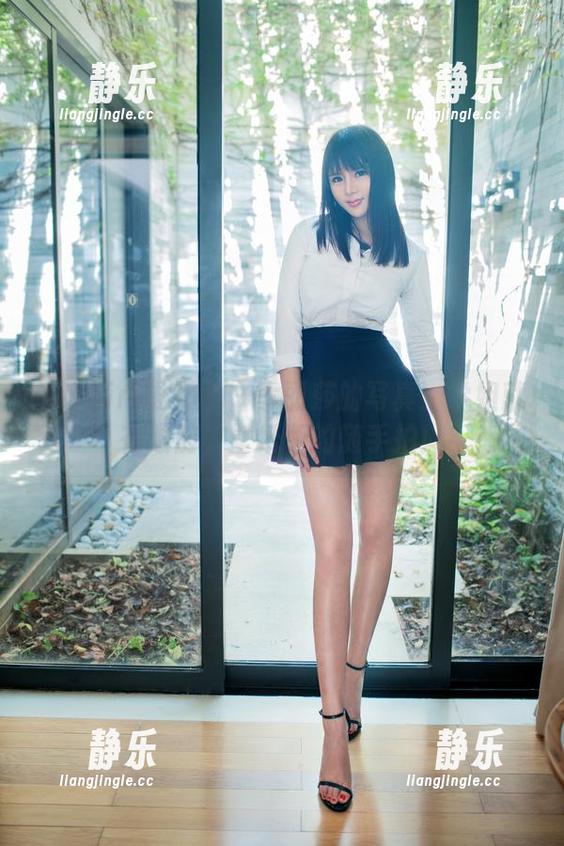 TuiGirl推女郎 - 李丽莎的写真：学姐就在眼前，壁纸版的随手拍！