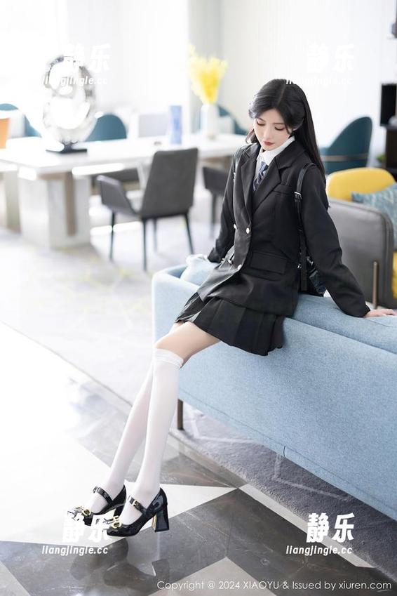 XIAOYU语画界-林乐一 XIAOYU语画界 - 江湖传言,林乐一的双人私房写真能治愈拖延症