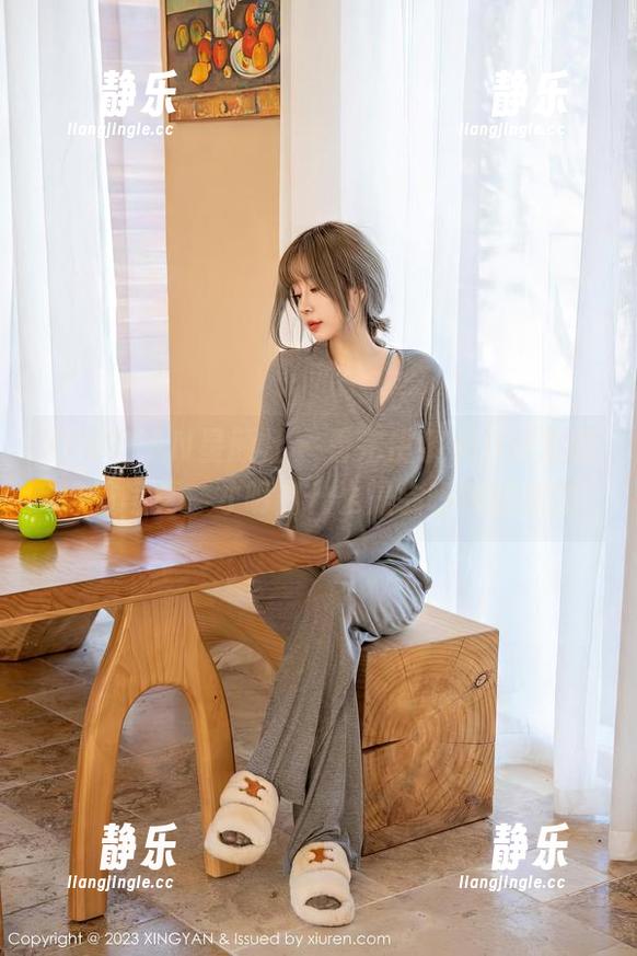 XINGYAN星颜社-伊黎yili XINGYAN星颜社 - 看完伊黎yili女友的这组写真,才明白什么是会呼吸的美图