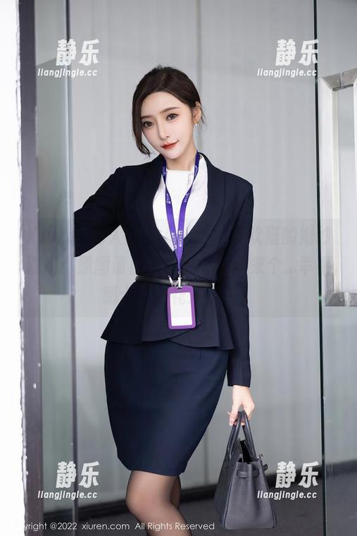 Xiuren秀人网-Angela喜欢猫 Xiuren秀人网 - Angela喜欢猫的婚纱剧场:原图请自备纸巾,更新来个...幸福感十足的花式自拍!