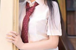 Xiuren秀人网 – BABY_柒的连体衣合集——惊奇于这衣服的能耐，却又担心过于贴身会出岔子。