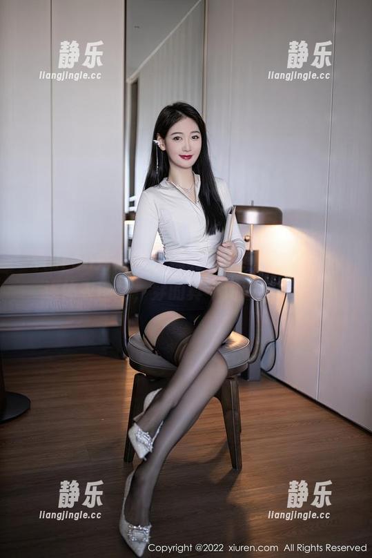 Xiuren秀人网-M梦baby Xiuren秀人网 - 福利来了!M梦baby连体衣图包,穿的真不如脱的精彩。