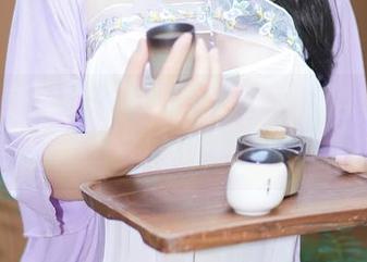 Xiuren秀人网 – 余贝拉bella的美脚作品集，穿上它们挤进你的想象力吧