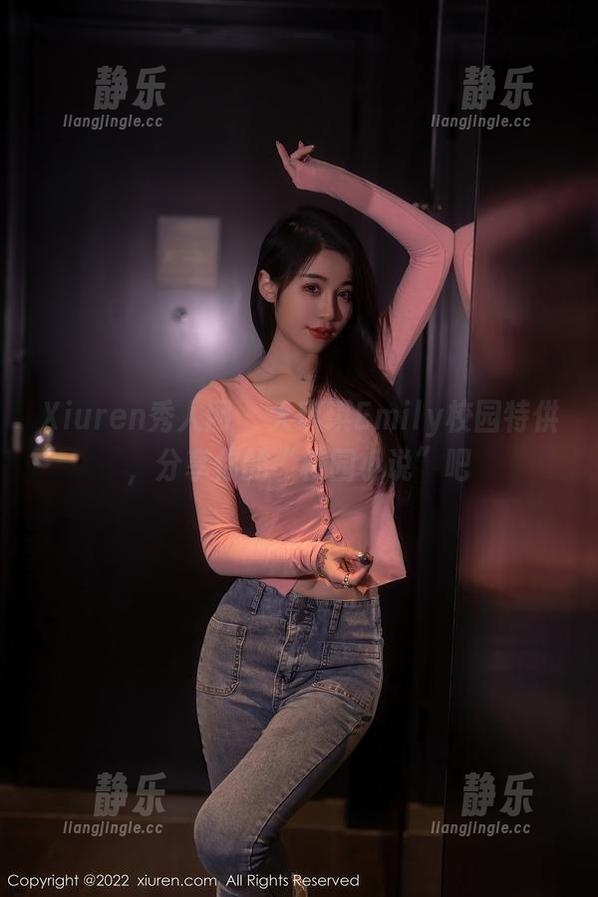 Xiuren秀人网-大琪琪Emily Xiuren秀人网 - 大琪琪Emily校园特供,分享你的“校园小说”吧