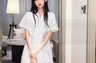 Xiuren秀人网 – 高清写真让小兔纯纯的日常变得太真实，养眼又养心