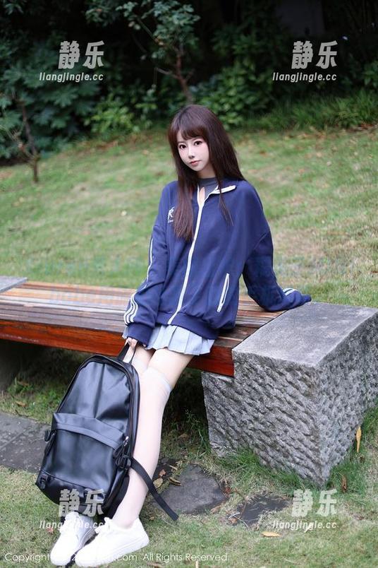 Xiuren秀人网 - 美图出炉：糯美子MINIbabe用旅拍拯救了我的手机屏幕。