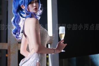 一米八的大梨子的清纯合集，原图中的小污点是我的想法吧