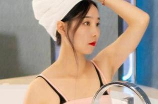 丽柜 – 芮琳的全套女仆，下载完一定要藏好，不然小心被偷瞄哦。