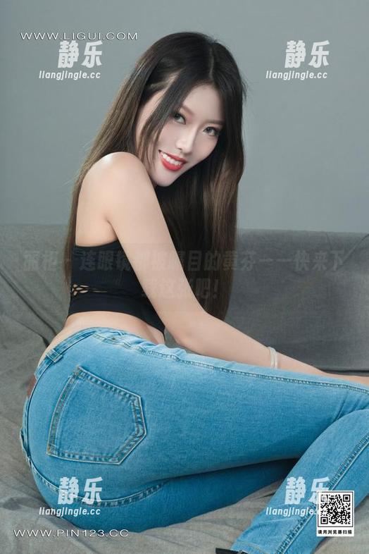 丽柜-黄芬 丽柜 - 连眼镜都被瞩目的黄芬——快来下载这张吧!