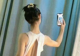 微密圈 – 俏妞qiaoniuTT的全套原图：牛仔裤，你永远不了解的缘分