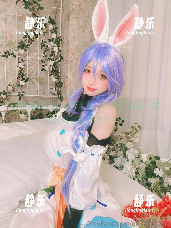 冲田凛花rinka 冲田凛花rinka的学妹,写真里总有一瞬间让我想起那些年……