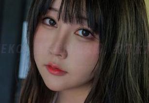 咔喵KANEKO，照片里的兔女郎，约尔太太上线了！