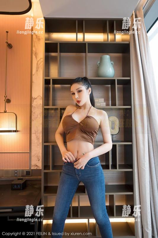 嗲囡囡-施忆佳KITTY 嗲囡囡 - 施忆佳KITTY的日常写真:频频出镜的衣服背后,一颗慵懒的心在鼓掌。