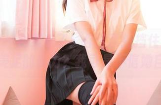 嗲囡囡 – 合集来了！你能否抵挡住还是陈梵妮美足的魔力？我可是不信她自己。