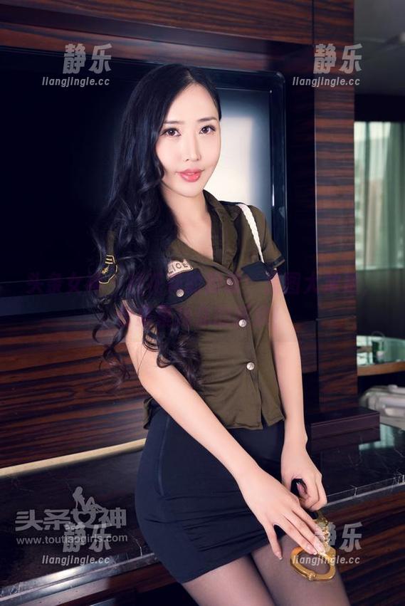 头条女神-杜花花 头条女神 - 杜花花的豹纹:原图大放送,合集里找你的新欢!