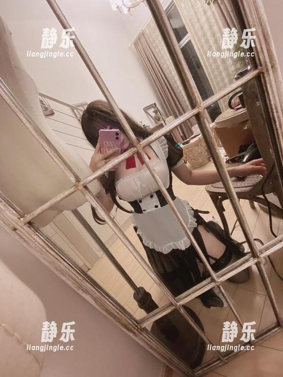 小泉学姐吖 小泉学姐吖:分享一份图集里的小恶魔,小调皮攻陷你的日常!