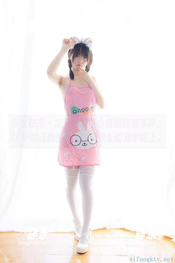 少女秩序-小鱼 少女秩序 - 怎么办,看小鱼的这组写真,JK学妹让我恍若置身于漫长的放学路上。