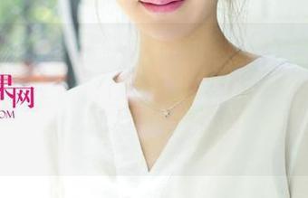 尤果网 – 你们看“尤菲儿”的白丝，真想高喊“看这里看这里”，原图究竟怎么做到的，太有魔力了。