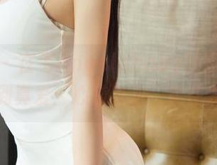 尤果网 – 在飞Angelababy的短裤美图里找到真爱：心随身动，实在太迷！
