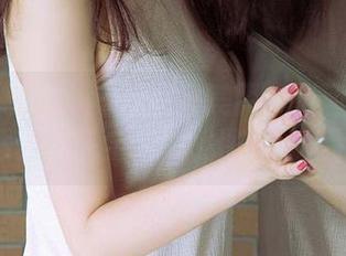 尤果网爱尤物 – 荒唐又美丽：张团团的蕾丝，跟圣光完全无关，图片味道独特！