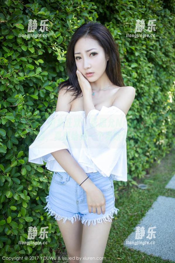 尤蜜荟-张思允Nice 尤蜜荟 - 图集狂欢:张思允Nice的礼服照,真想给她一个奥斯卡!