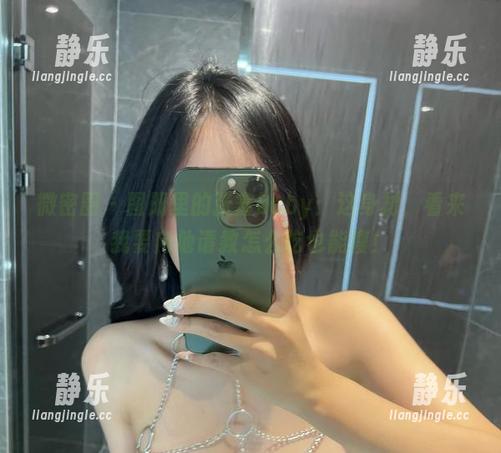 张鑫baby 微密圈 - 图册里的张鑫baby:这身材,看来我要向他请教怎么吃也能瘦!