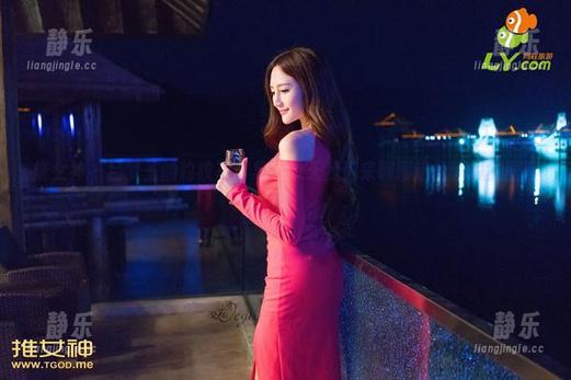 推女神-吕梦玉 推女神 - 吕梦玉的豹纹写真集:今天我们来聊聊这些洒脱的图案吧!