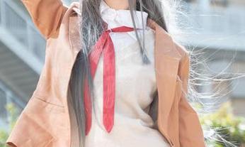 一边看无筝ryou的粉色美图，一边在想，这颜色太养眼了吧？