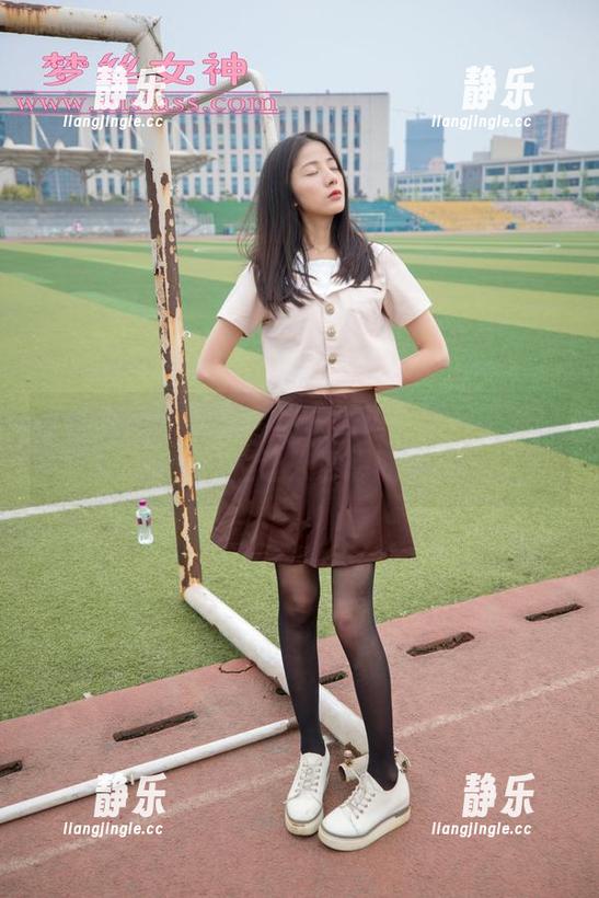 梦丝女神-曼文 梦丝女神 - 曼文带你去海边:图包中的故事,总是让人浮想联翩。