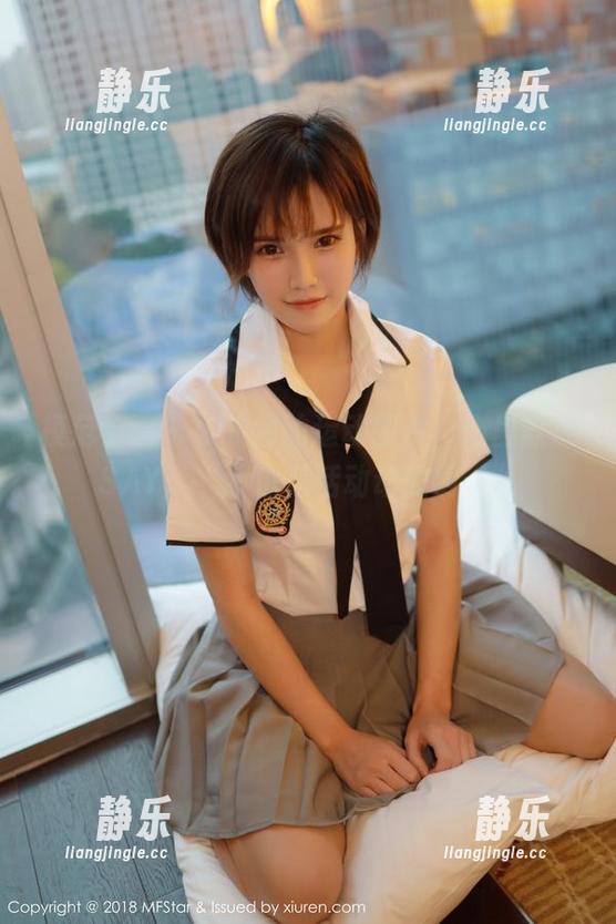 模范学院-软软酱 模范学院 - 软软酱的运动图片,心里默默SAY:“我也是活动动的啊…”