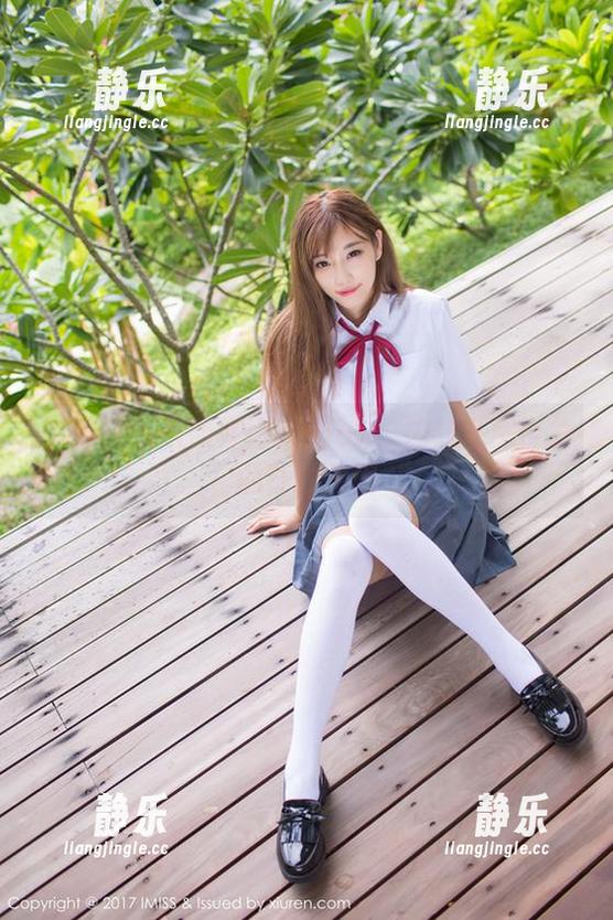 爱蜜社-妤薇Vivian 爱蜜社 - 召唤妤薇Vivian:内衣私房合集的奇妙旅程