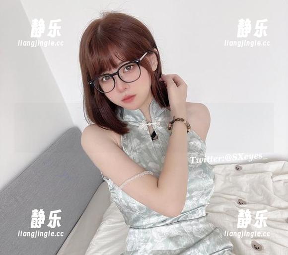 眼酱大魔王w 眼酱大魔王w的白裙写真,恐怕连夏天的微风都嫉妒!
