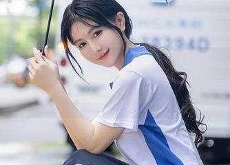 秀人网 – 看baby嘉茵的黑丝作品，怪不得总有人说丝袜的魔力不一般。