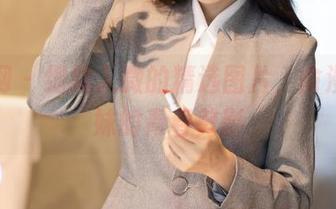 秀人网 – 细致入微的精选图片，俞漫与学妹的青春剪影