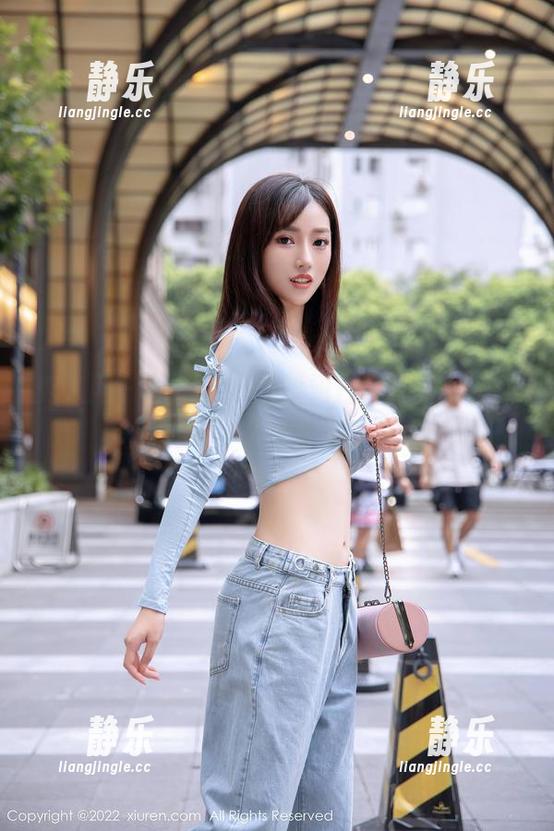 秀人网-史雨姐姐 秀人网 - 看哦,史雨姐姐白色特辑,免费的图片在这里等你!