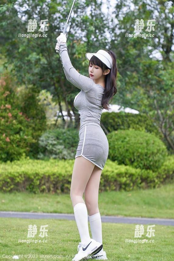 秀人网-周井空 秀人网 - 周井空的日常写真合集:那种随意又让人想停留的状态。