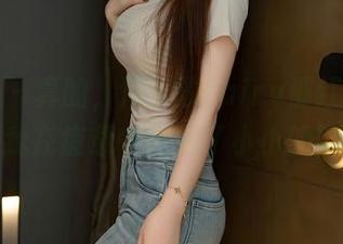 秀人网 – 真的，周慕汐fairy那红裙图包，让我在疲惫中找到了小小的期待。