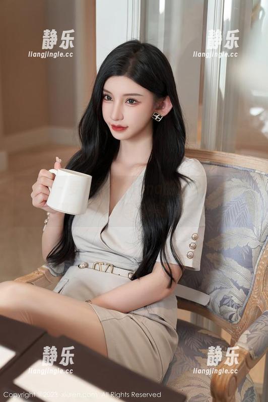 秀人网-木木hanna 秀人网 - 要说木木hanna的温柔有多好,那就拿免费图包来说事吧!