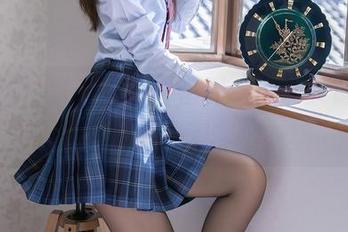 秀人网 – 李丽莎黑白福利，不说其他，原图先行！
