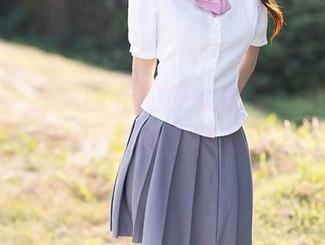 秀人网 – 白兔西希的少女图集：心中永远的小女孩正在发芽